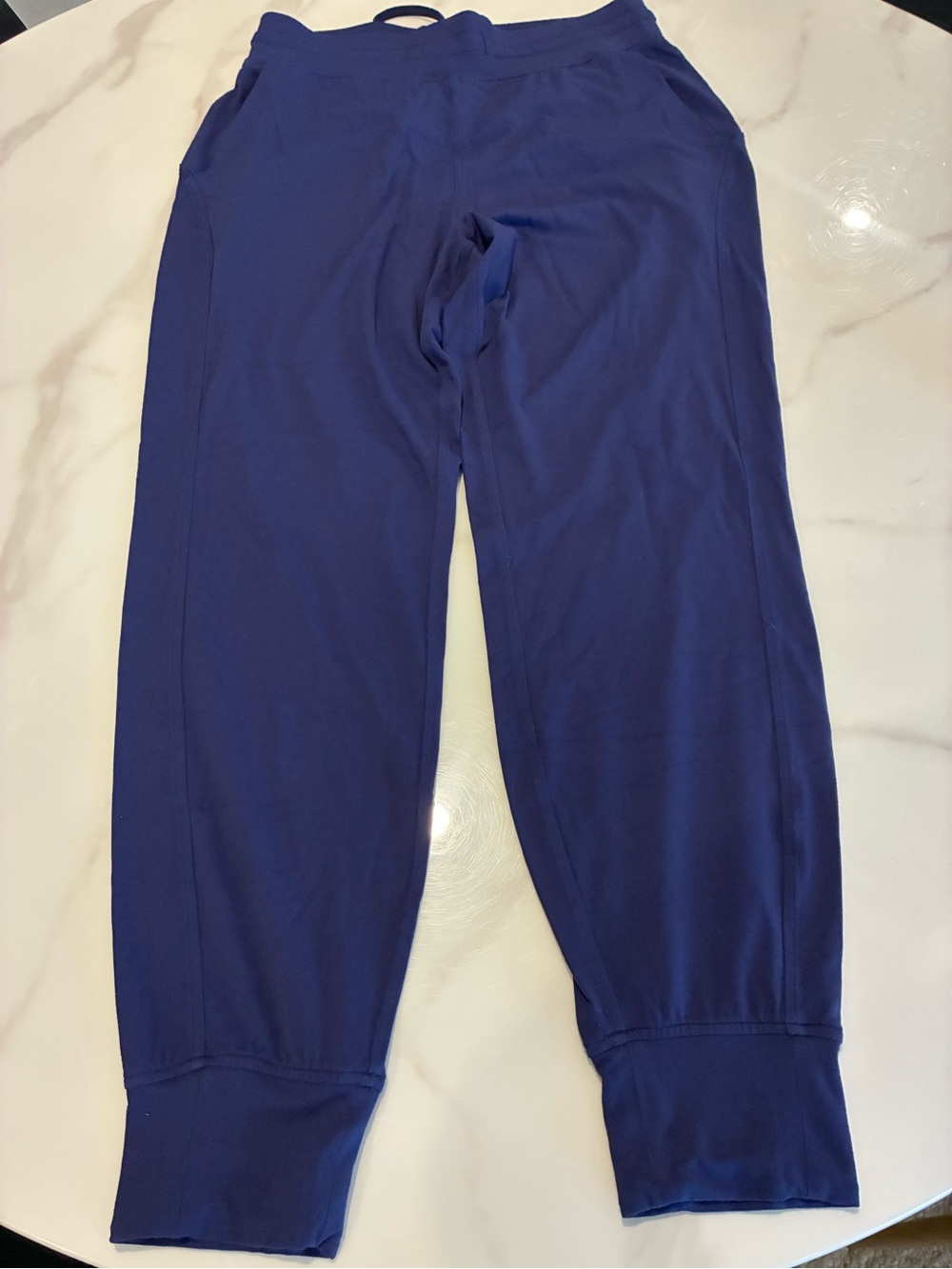 Lululemon joggers size 10